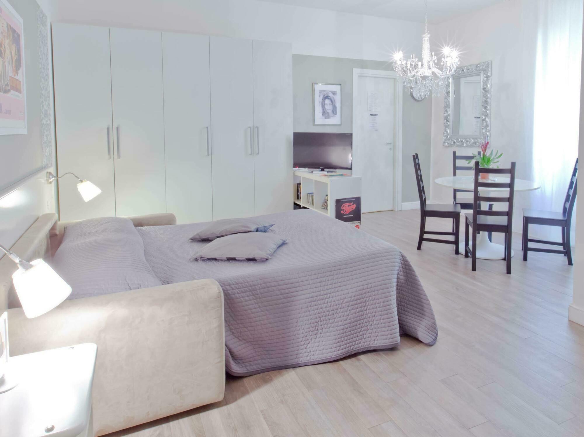 ローマ シネマ ハウス Bed & Breakfast エクステリア 写真